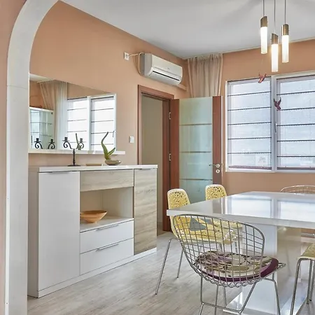 아파트 Spacious & Cozy Pastel Flat In *