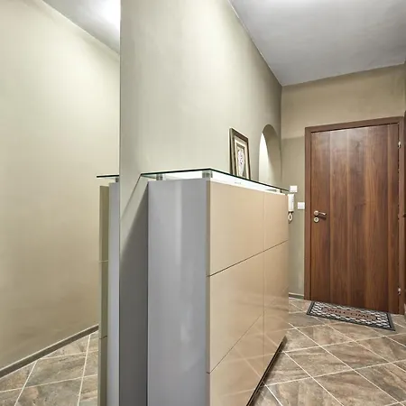 Spacious & Cozy Pastel Flat In 아파트