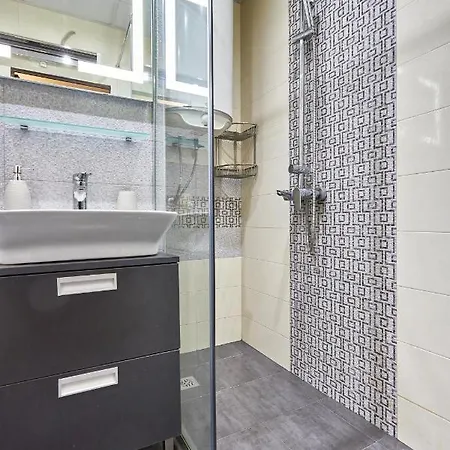 Apartment Spacious & Cozy Pastel Flat In Burgas